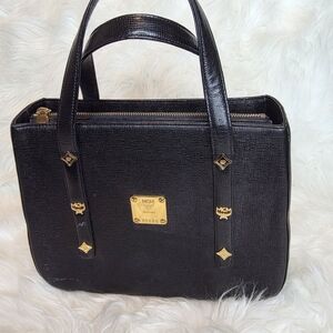 MCM Black Leather Tote/Handbag Top Zip Closure & Shiny Gold Tone Hardware M0686